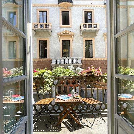 La Casa Di Ringhiera - Silenzioso Appartamento Di Charme Con Balcone Nel Quadrilatero Romano Turijn Buitenkant foto